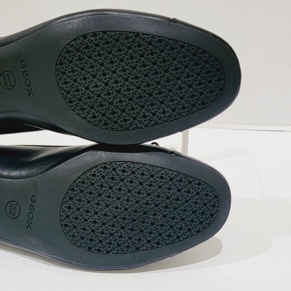 GEOX Lola Flats w Bow Womens 38 Size 8 Black Patent Leather Cap Toe Low Heels - Picture 12 of 14